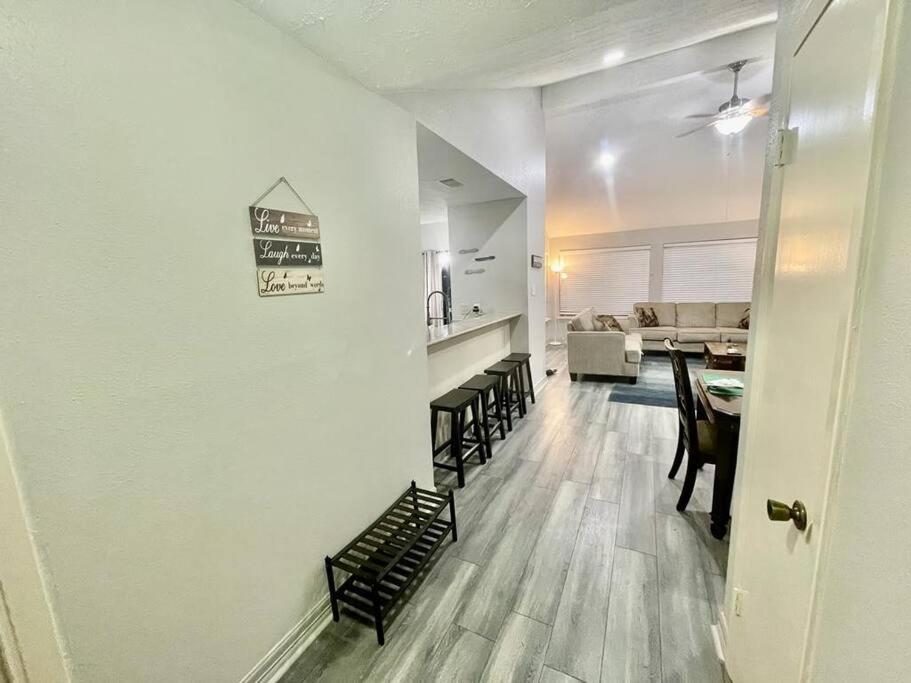 3 Bedroom Entire Home - Centrally Located In Katy, Texas Экстерьер фото